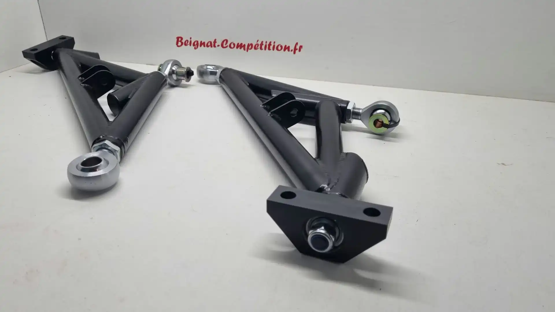 Triangles 106 / SAXO F2000 – photo 3