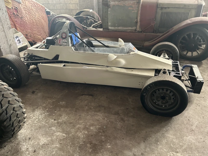 Monoplace formule FORD ROYALE RP 26