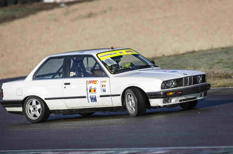 BMW 318I (trackday) A VENDRE