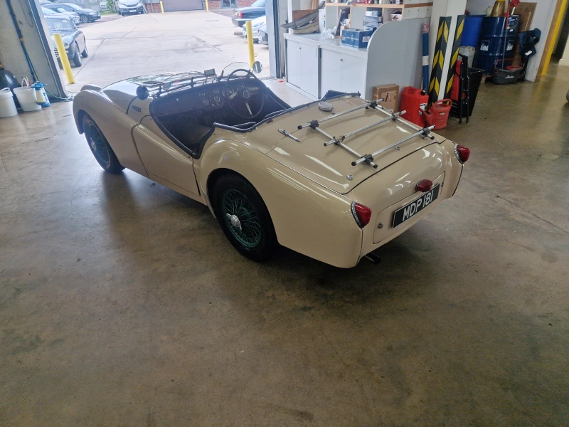 Triumph TR3 « Small Mouth » de 1957, voiture de route rapide – Propositions bienvenues !