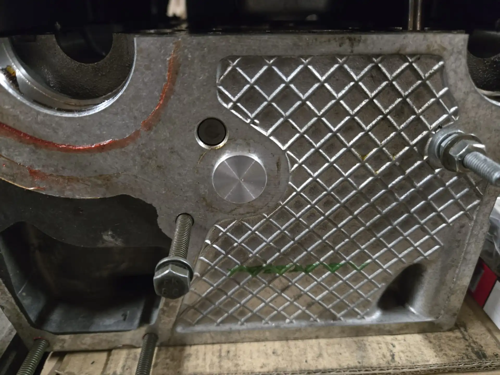 XU10J4 vacuum pump removal plug – photo 2