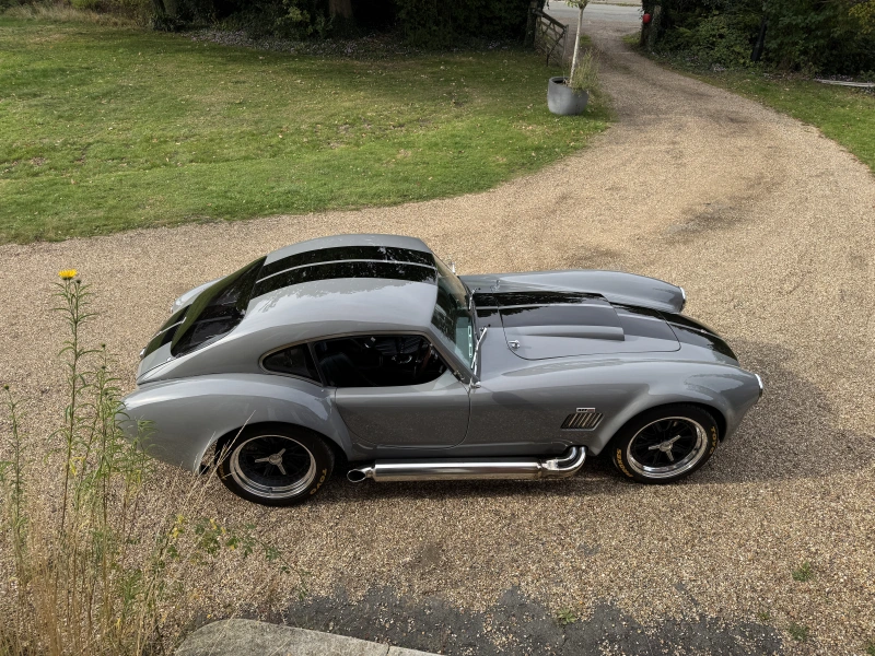COBRA BY DAX 5.7 V8 Avec 427Hardtop amovible
