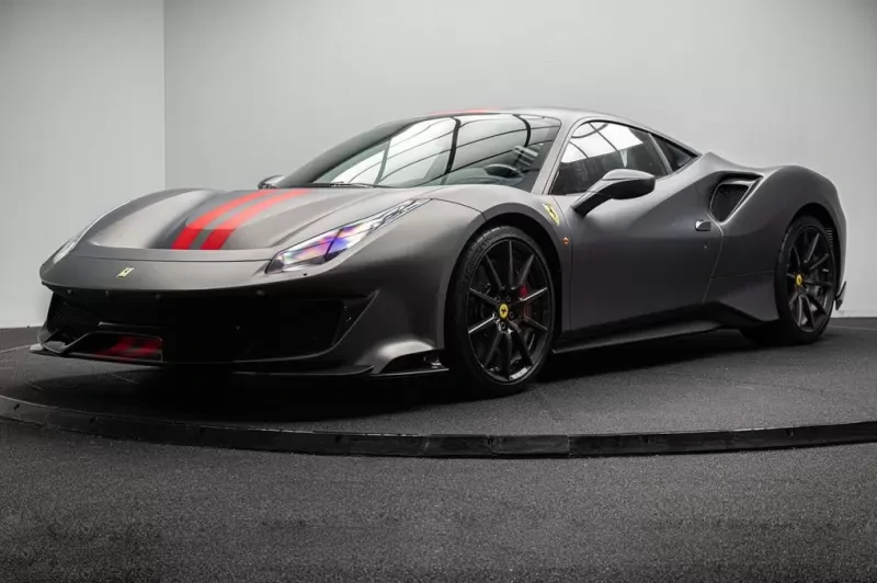 FERRARI 488 PISTA