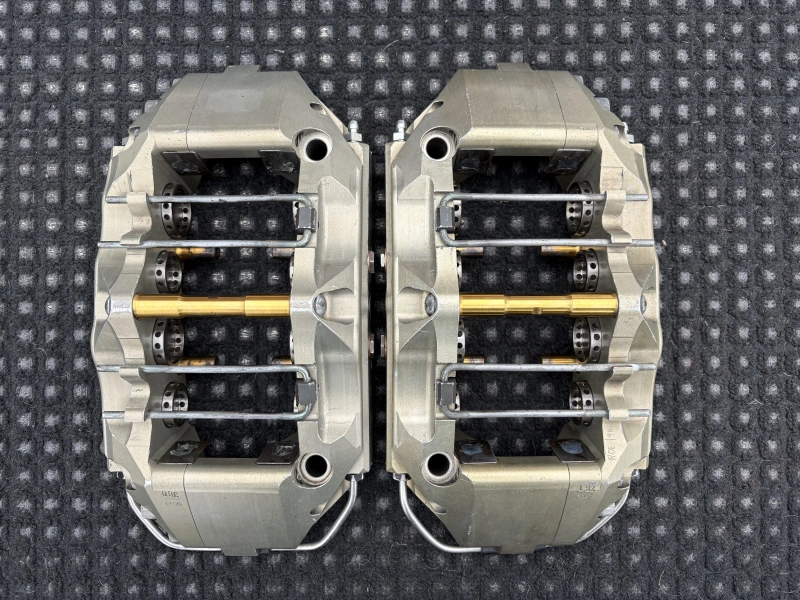 2 étriers Brembo 8 pistons révisés – 306 Maxi, Escort Cosworth Gr A, Mégane Maxi, Evo, VHC