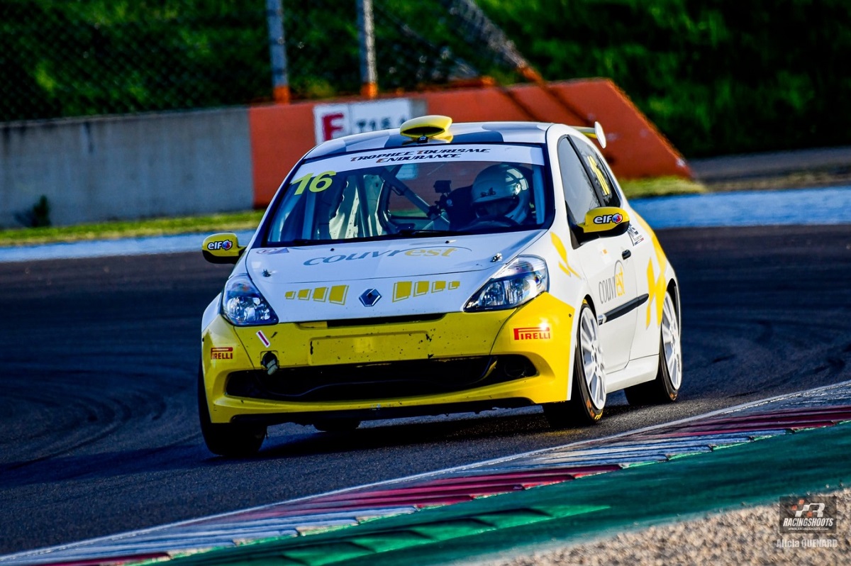 Clio 3 Cup in Trophée Tourisme Endurance