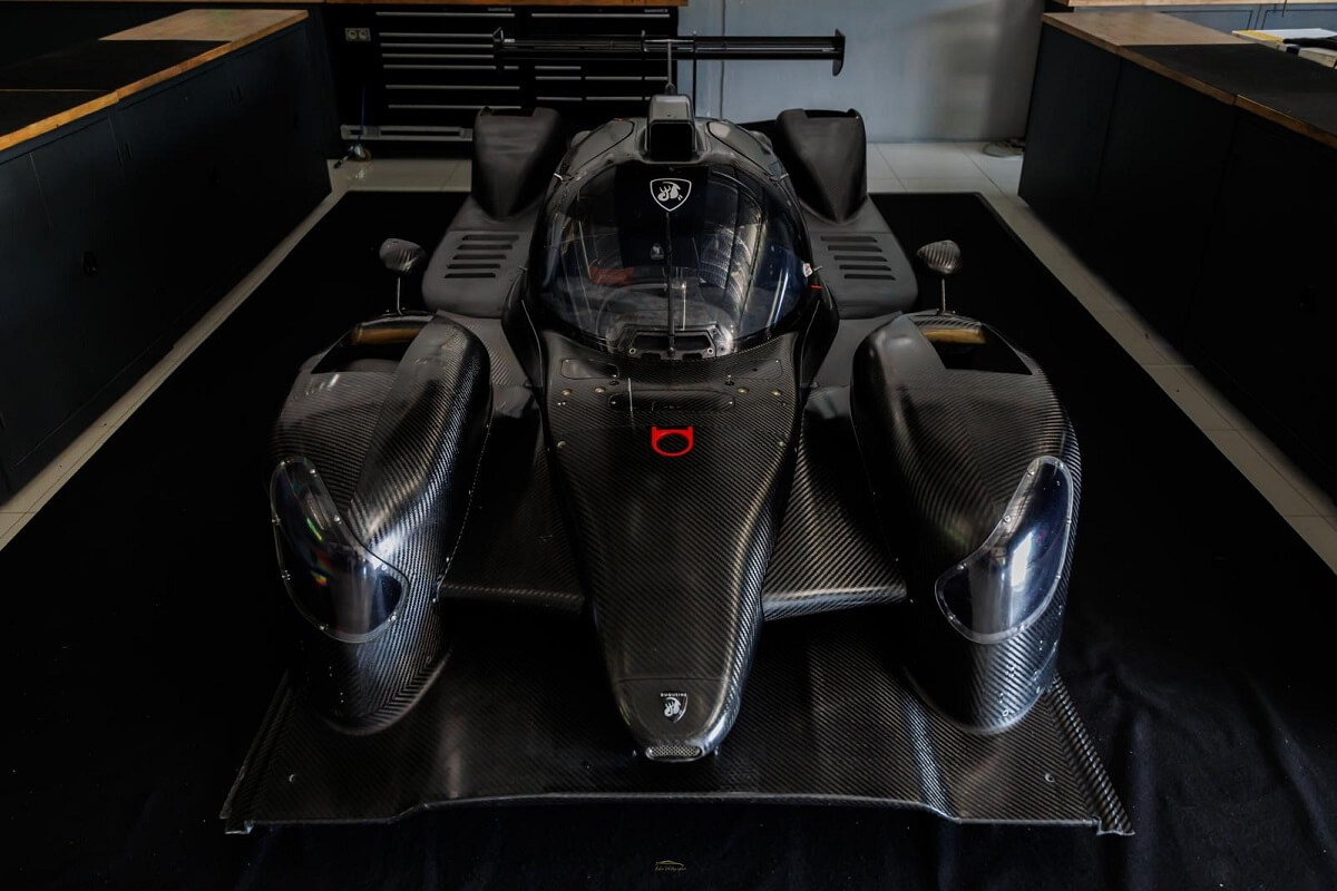 The new Duqueine D09