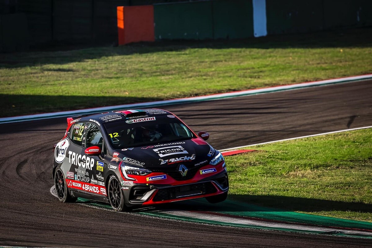 Gabriele Torelli in the Clio Cup Series at the Imola circuit in Italy