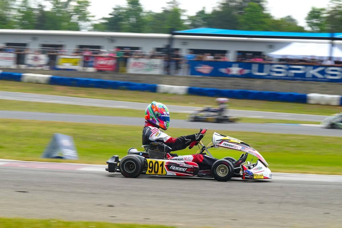 Karting KA100 sur circuit