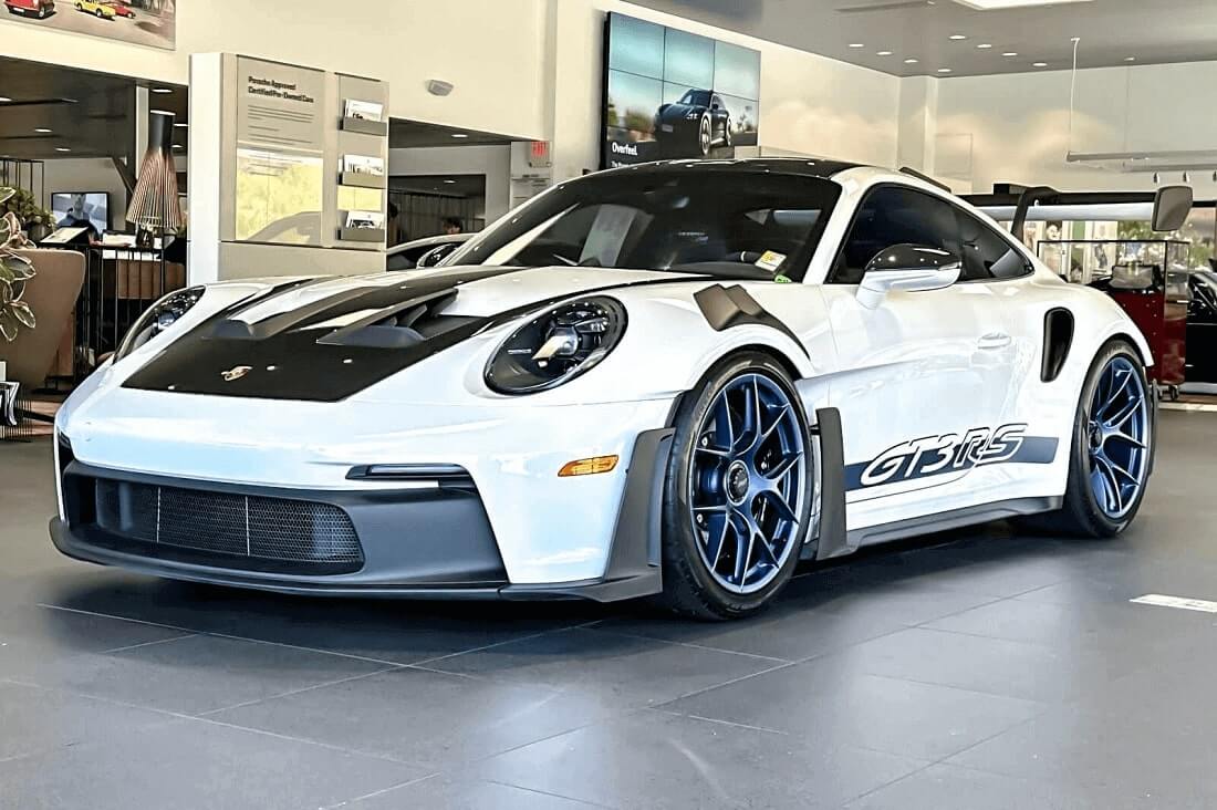 The formidable Porsche GT3 RS (2024)