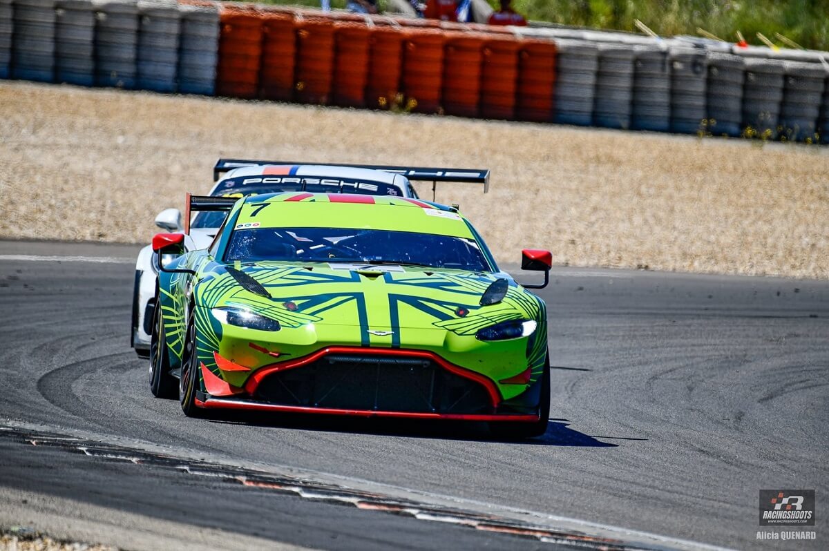 Aston Martin in Free Racing GT category (Trophée Tourisme Endurance)