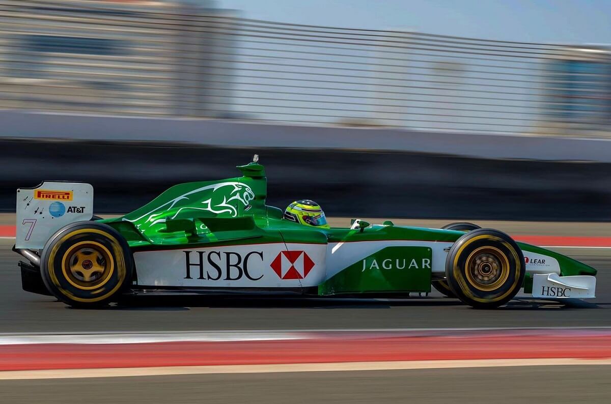 Jaguar R1 Formula 1 - Dubai Autodrome F1 Experience