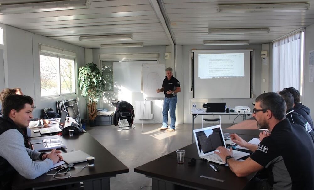 Theoretical training in the classroom at ACTUA