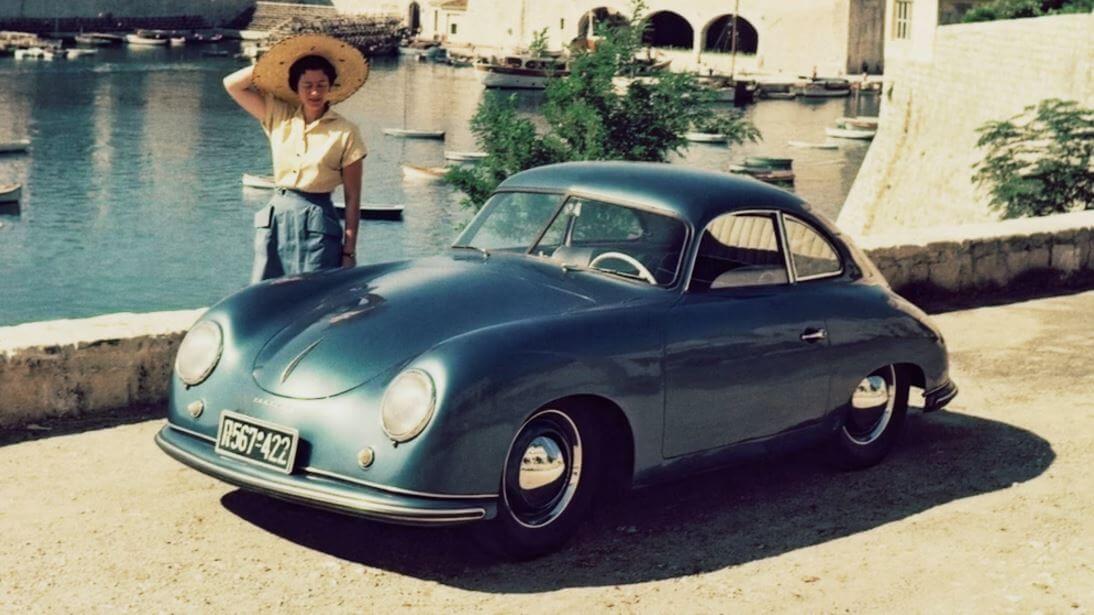 Presentation of the Porsche 356 Roadster