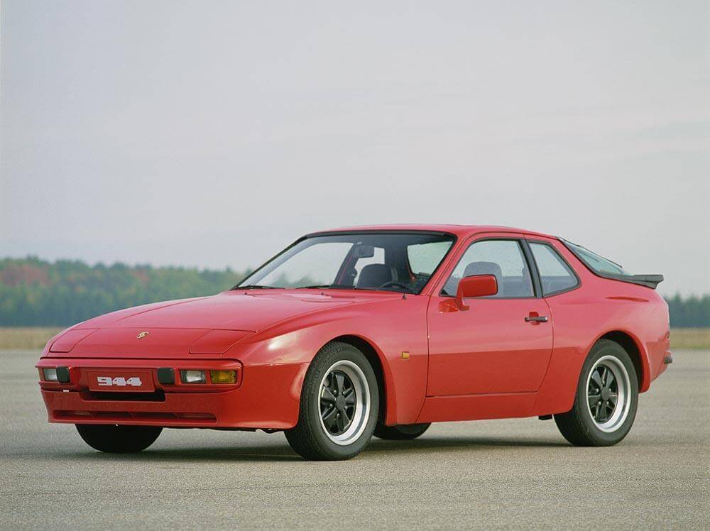 Showcase of the Porsche 944