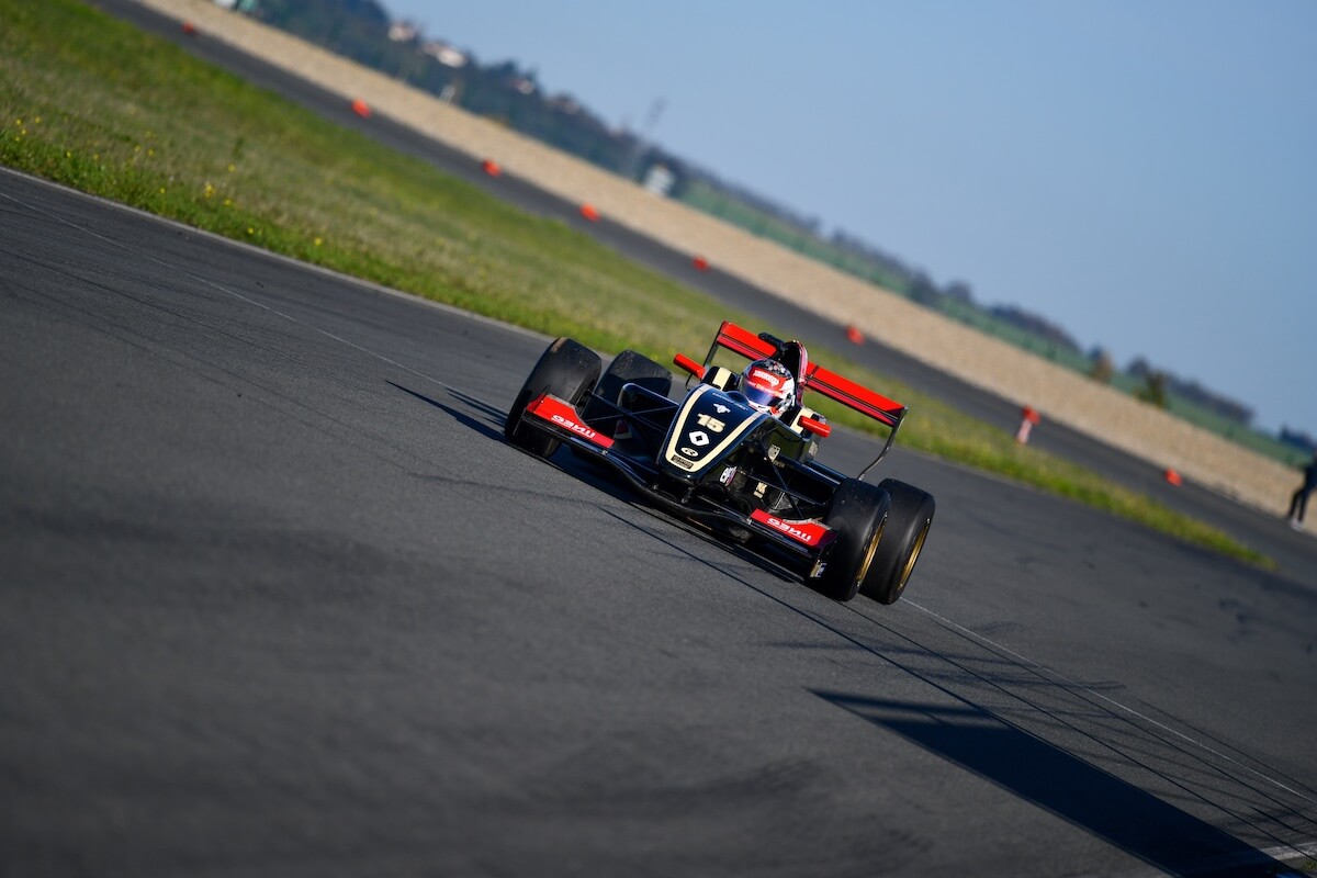 Piloter une Formule Renault en Trackday